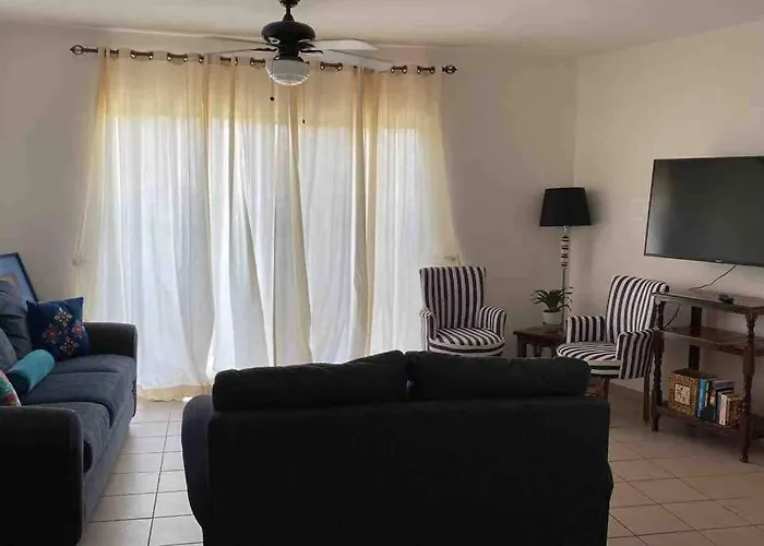 Awesome View! Quiet Apartment