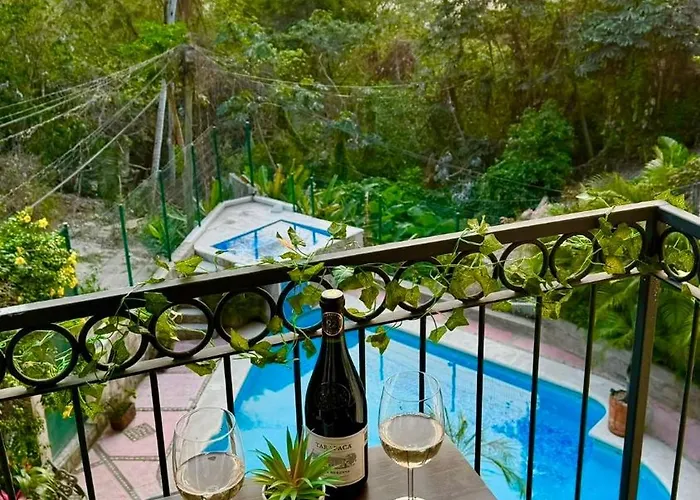 Awesome View! Quiet Apartment